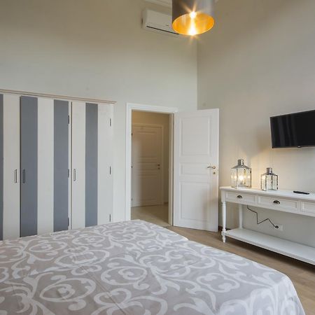 Iris Apartments By Mmega Florence Exterior photo